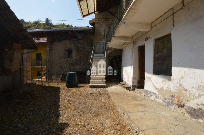 Casa semindipendente in vendita a Baldissero Canavese