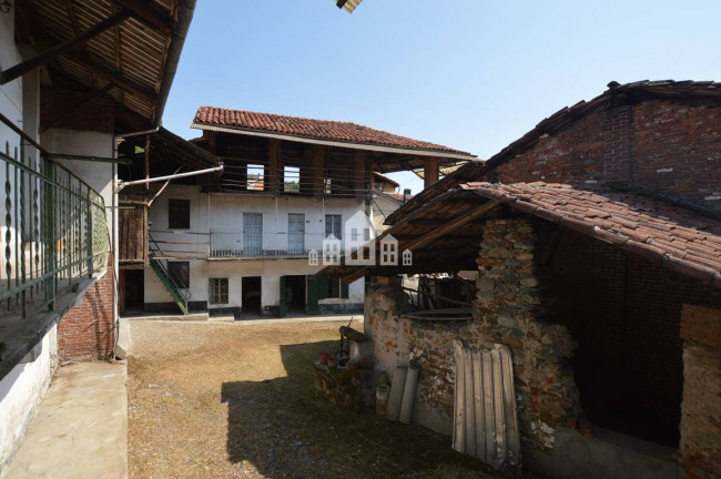 Casa semindipendente in vendita a Baldissero Canavese