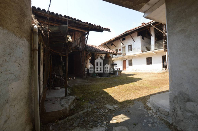 Casa semindipendente in vendita a Baldissero Canavese