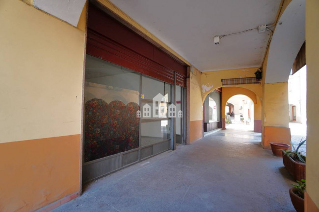 Locale commerciale in vendita a Castellamonte
