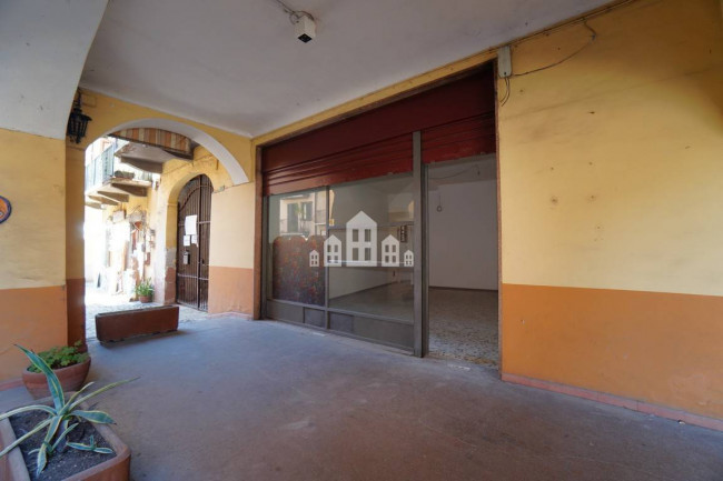 Locale commerciale in vendita a Castellamonte