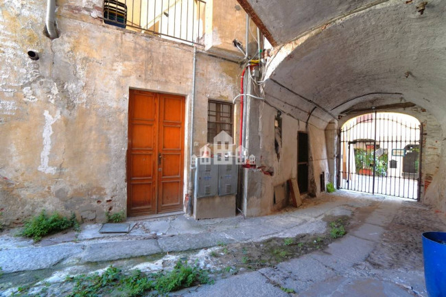 Locale commerciale in vendita a Castellamonte
