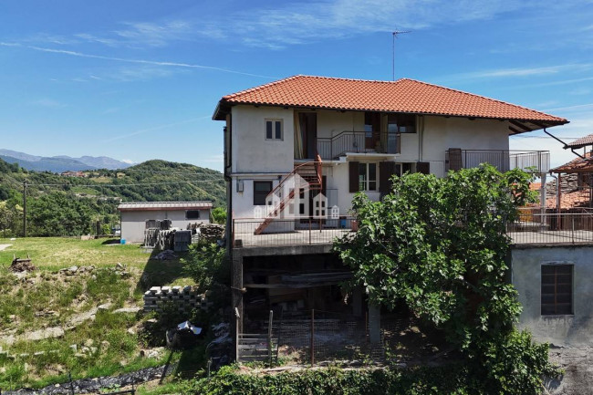 Half-duplex for sale in Pratiglione