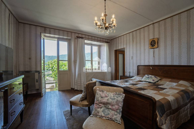 Half-duplex for sale in Pratiglione