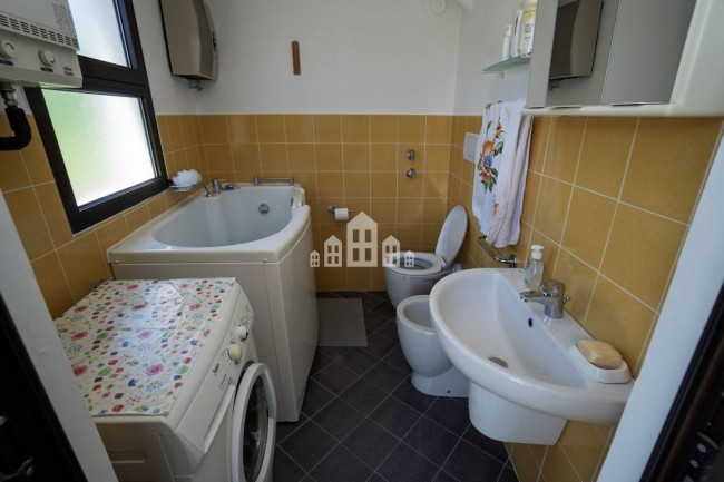 Half-duplex for sale in Pratiglione