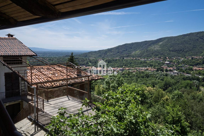 Half-duplex for sale in Pratiglione