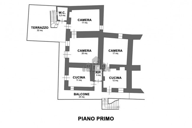 Half-duplex for sale in Pratiglione