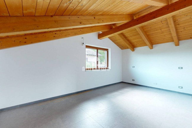 Villa in vendita a Rueglio