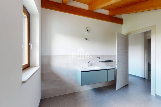 Villa in vendita a Rueglio