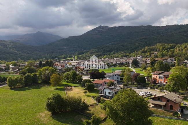 Villa in vendita a Rueglio