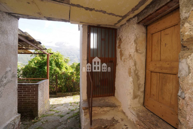 Casa semindipendente in vendita a Pont-Canavese