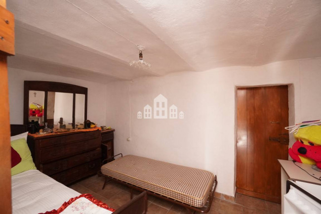 Casa semindipendente in vendita a Pont-Canavese