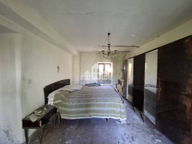 Casa indipendente in vendita a Chiesanuova