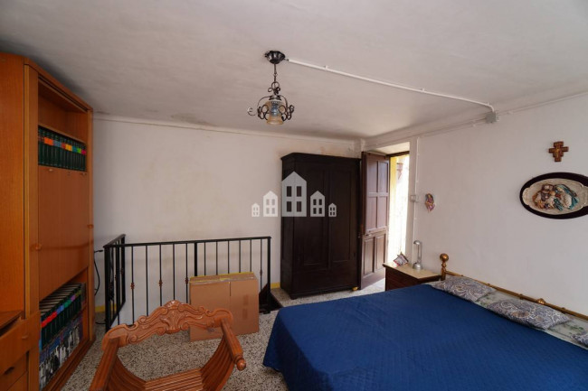 Casa semindipendente in vendita a Sparone