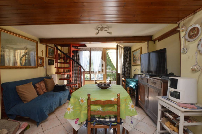 Casa semindipendente in vendita a Cuorgnè
