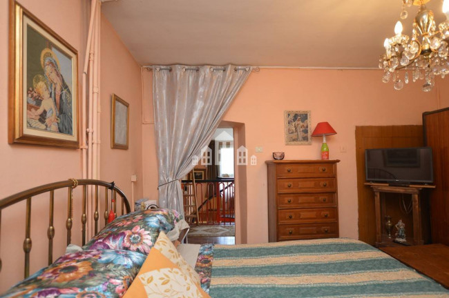 Casa semindipendente in vendita a Cuorgnè