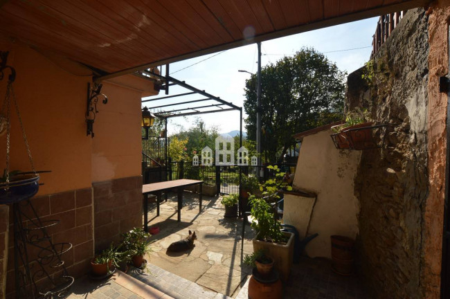 Casa semindipendente in vendita a Cuorgnè