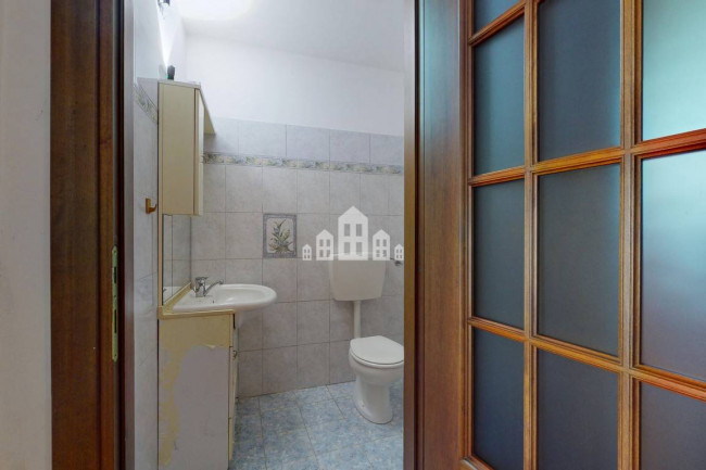 Half-duplex for sale in Rivara