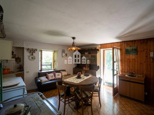 Casa semindipendente in vendita a Ronco Canavese