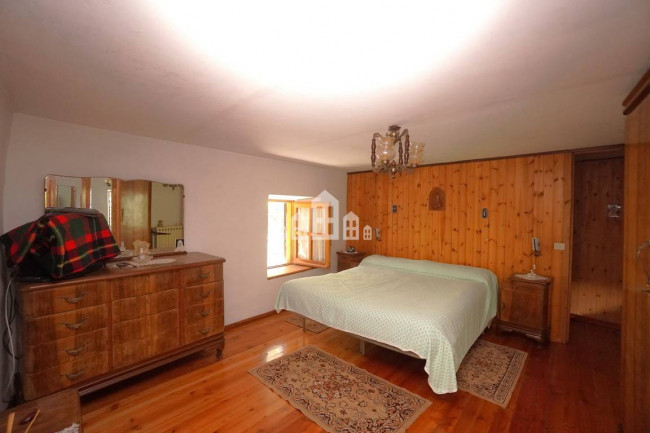Casa semindipendente in vendita a Ronco Canavese