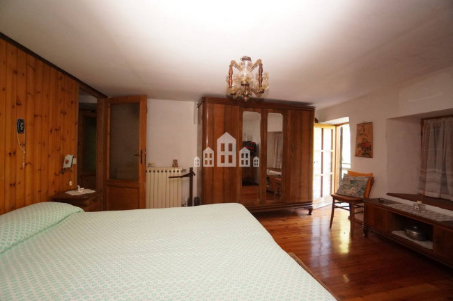Casa semindipendente in vendita a Ronco Canavese