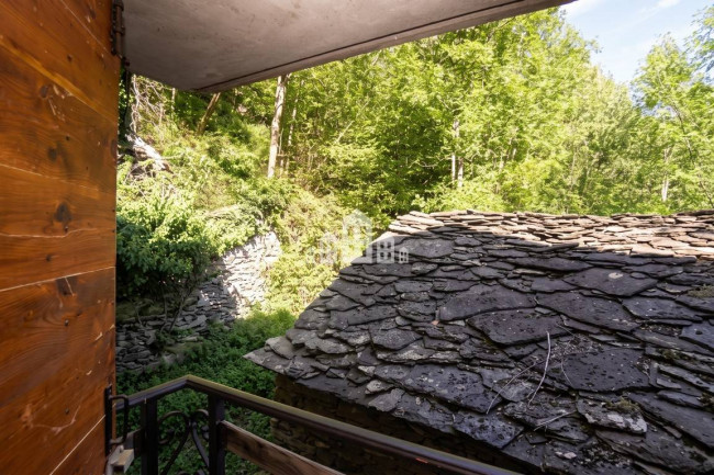 Casa semindipendente in vendita a Ronco Canavese