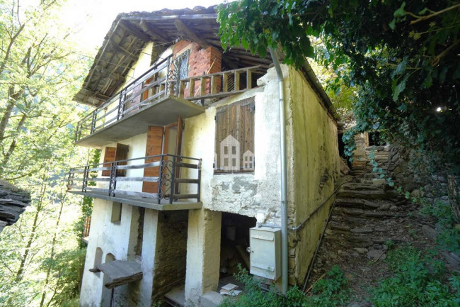 Casa semindipendente in vendita a Ronco Canavese
