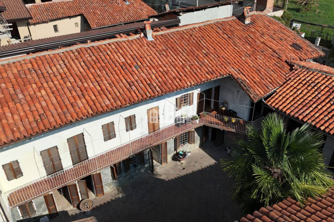 Half-duplex for sale in Valperga