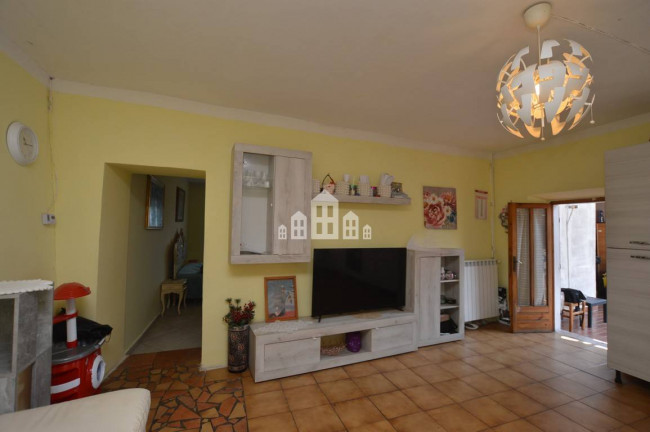 Half-duplex for sale in Valperga