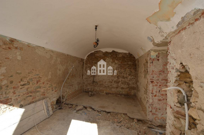 Half-duplex for sale in Valperga