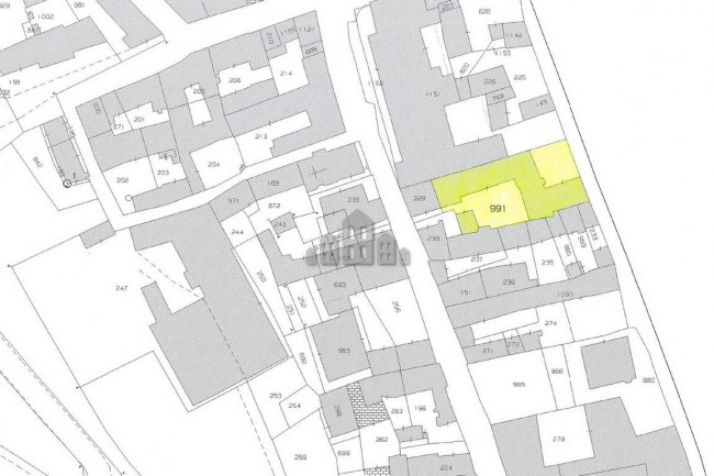 Half-duplex for sale in Valperga