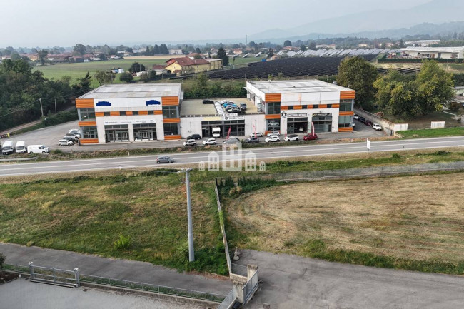 Retail space for sale in Valperga