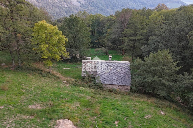 Baita in vendita a Traversella