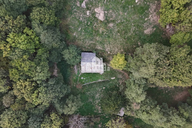 Baita in vendita a Traversella