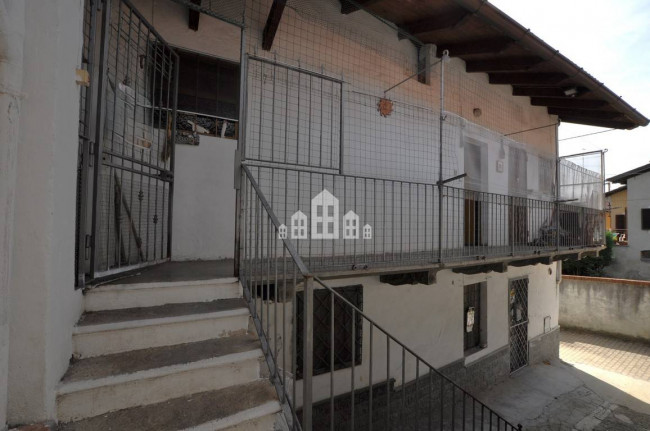 Half-duplex for sale in Castellamonte