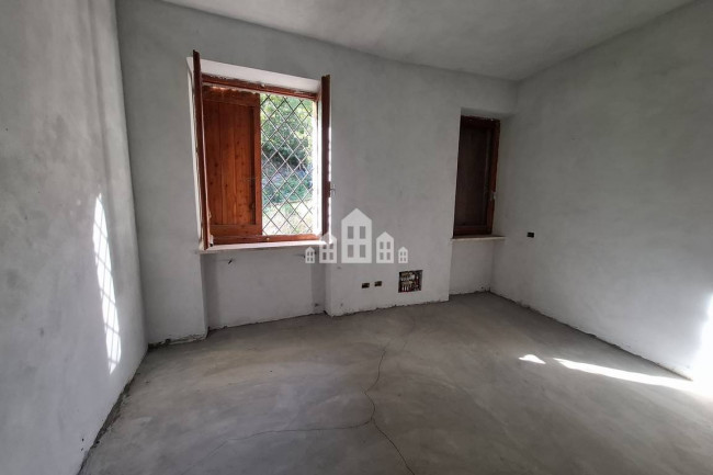 Casa semindipendente in vendita a Chiesanuova