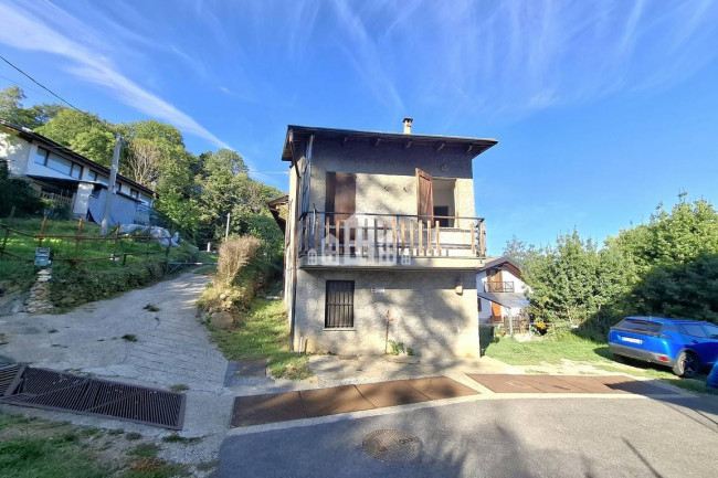 Casa semindipendente in vendita a Chiesanuova