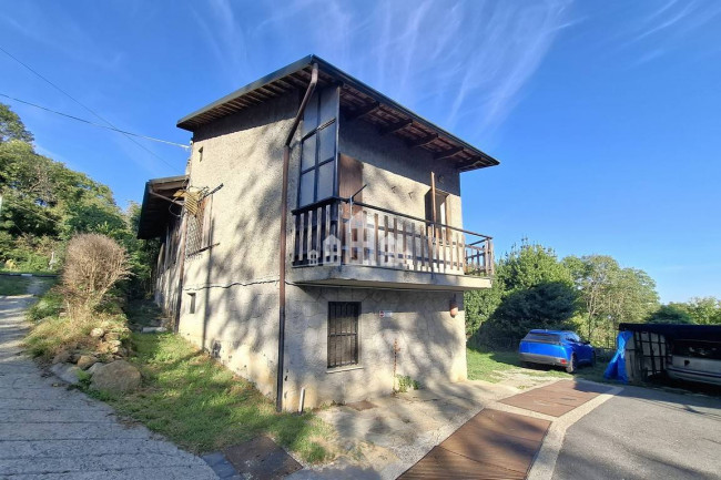 Casa semindipendente in vendita a Chiesanuova