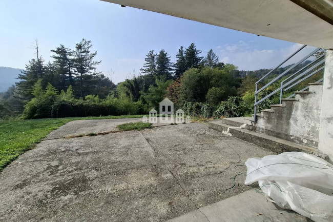 Casa semindipendente in vendita a San Colombano Belmonte