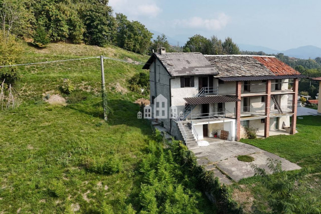 Casa semindipendente in vendita a San Colombano Belmonte