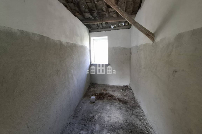 Casa semindipendente in vendita a San Colombano Belmonte