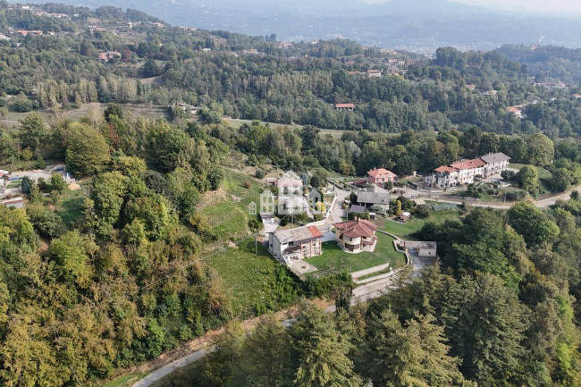 Casa semindipendente in vendita a San Colombano Belmonte