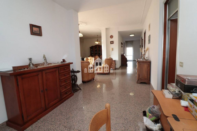 Casa indipendente in vendita a Romano Canavese