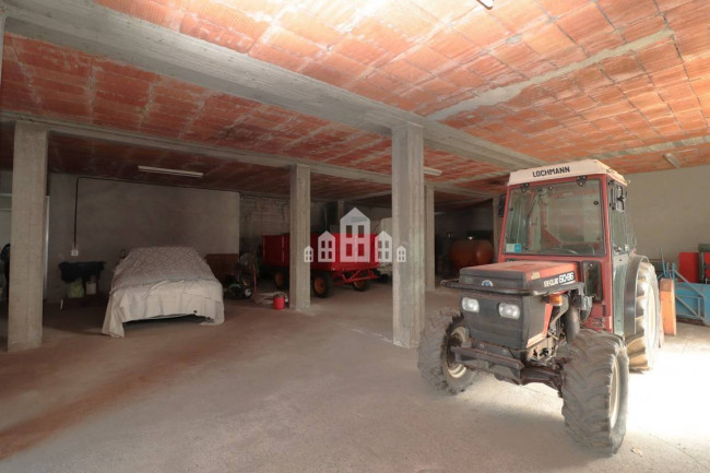 Casa indipendente in vendita a Romano Canavese