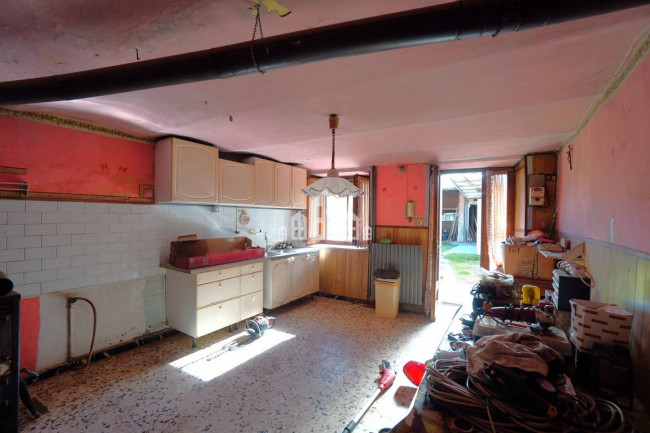 Half-duplex for sale in Salassa