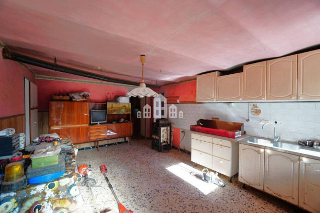 Half-duplex for sale in Salassa