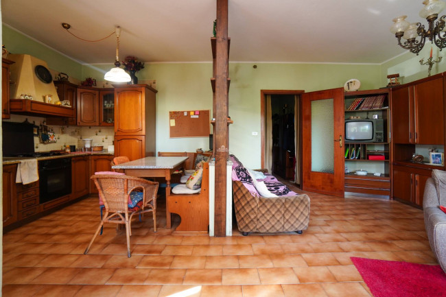 Appartamento in vendita a Rivara
