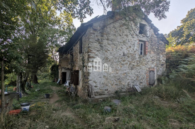 Casale in vendita a Rueglio