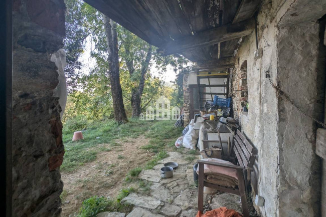 Casale in vendita a Rueglio