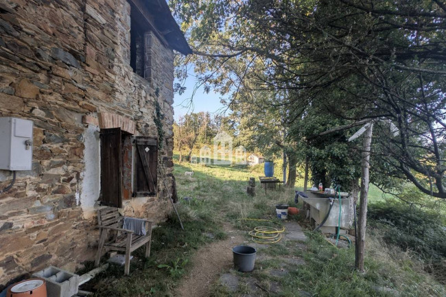 Casale in vendita a Rueglio